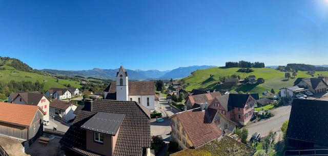 GOLDIG WOHNEN / NEUBAU / SONNE / AUSSICHT / RUHE / NATUR -  Bild 4