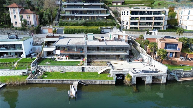 Prächtige, moderne Villa direkt am See, individuell gestaltbar -  Bild 10