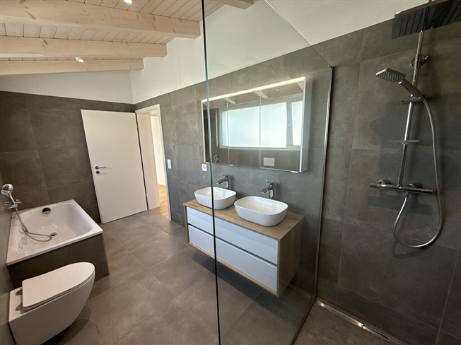 Neues 5,5-Zimmer-Haus zum Verkauf in Movelier -  Bild 7