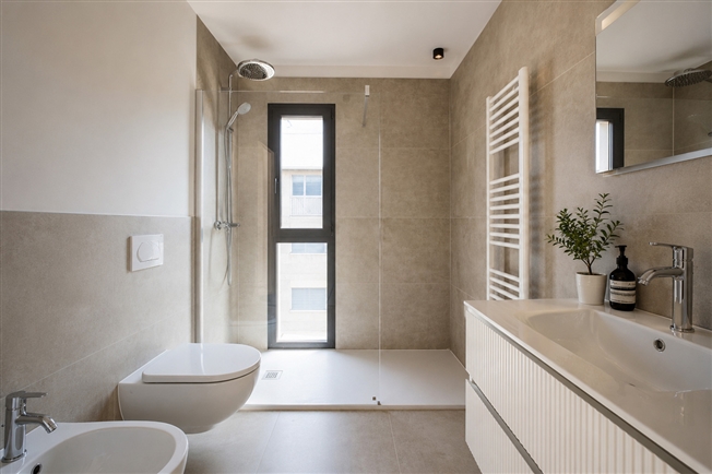 Neues Penthouse mit 3,5 Zimmern in Massagno -  Bild 5