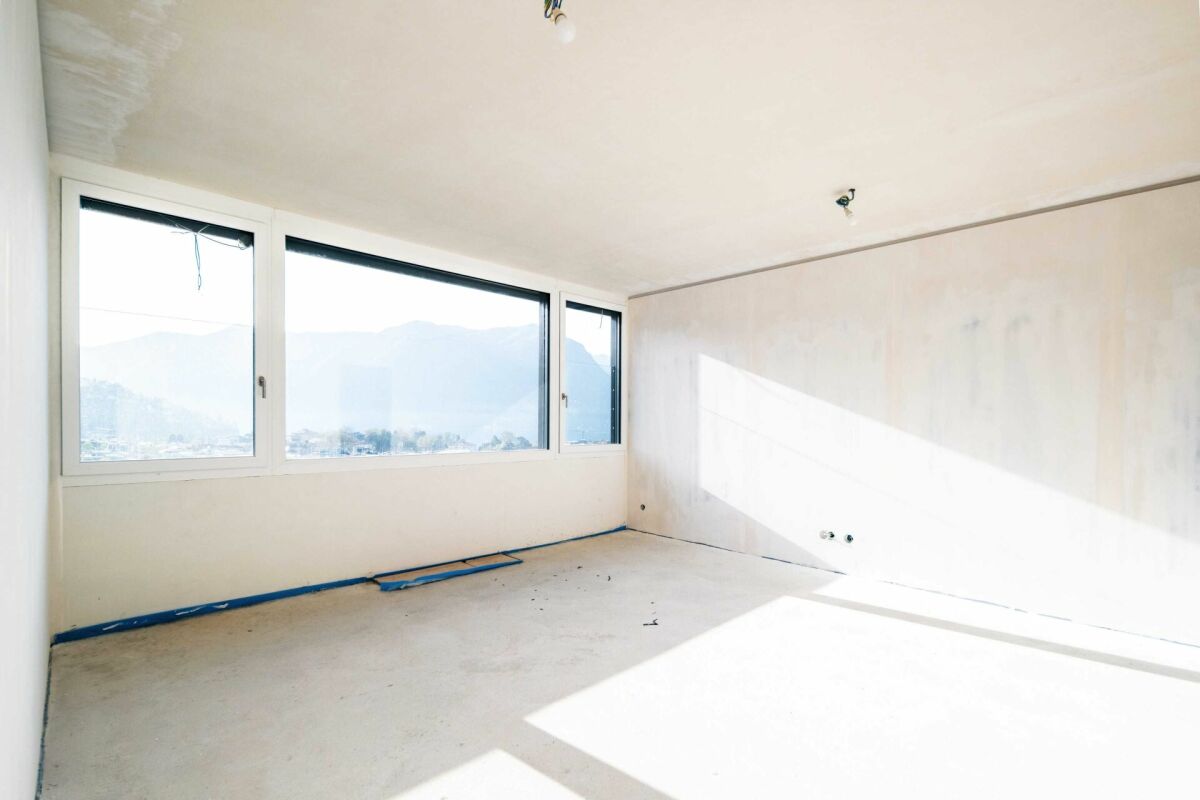 Grosszügiges Attikawohnung mit spektakulärem Seeblick - Bild 6