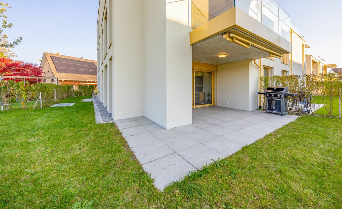 3.5-Zimmer-Gartenwohnung in Amriswil mit Blick ins Grüne (Landwirtschaftszone) - Sitzplatz