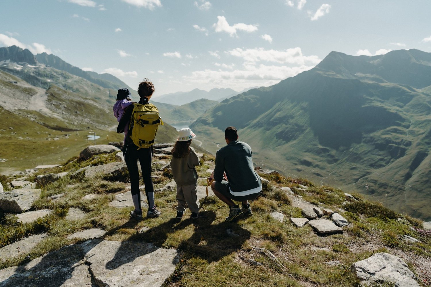Modern Alpine Apartment in Andermatt -  Bild 11
