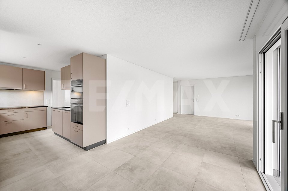 Unique et lumineux 5,5 pièces  premier propriétaire, terrasse spacieuse et confort moderne - Bild 11