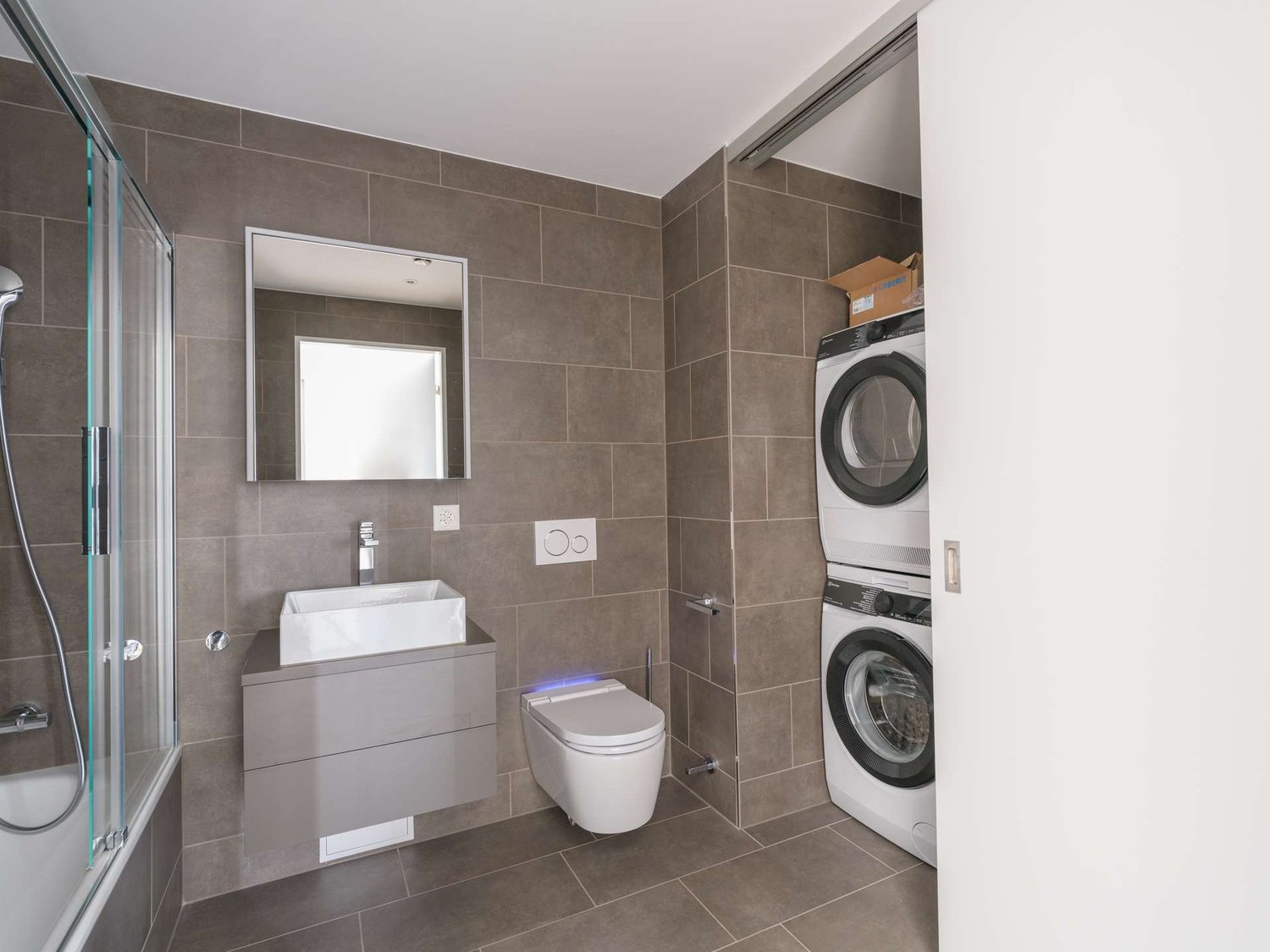 Über den Wolken: Exklusive 5.5-Zimmerwohnung im 31. Stock mit Panoramablick -  Bild 11