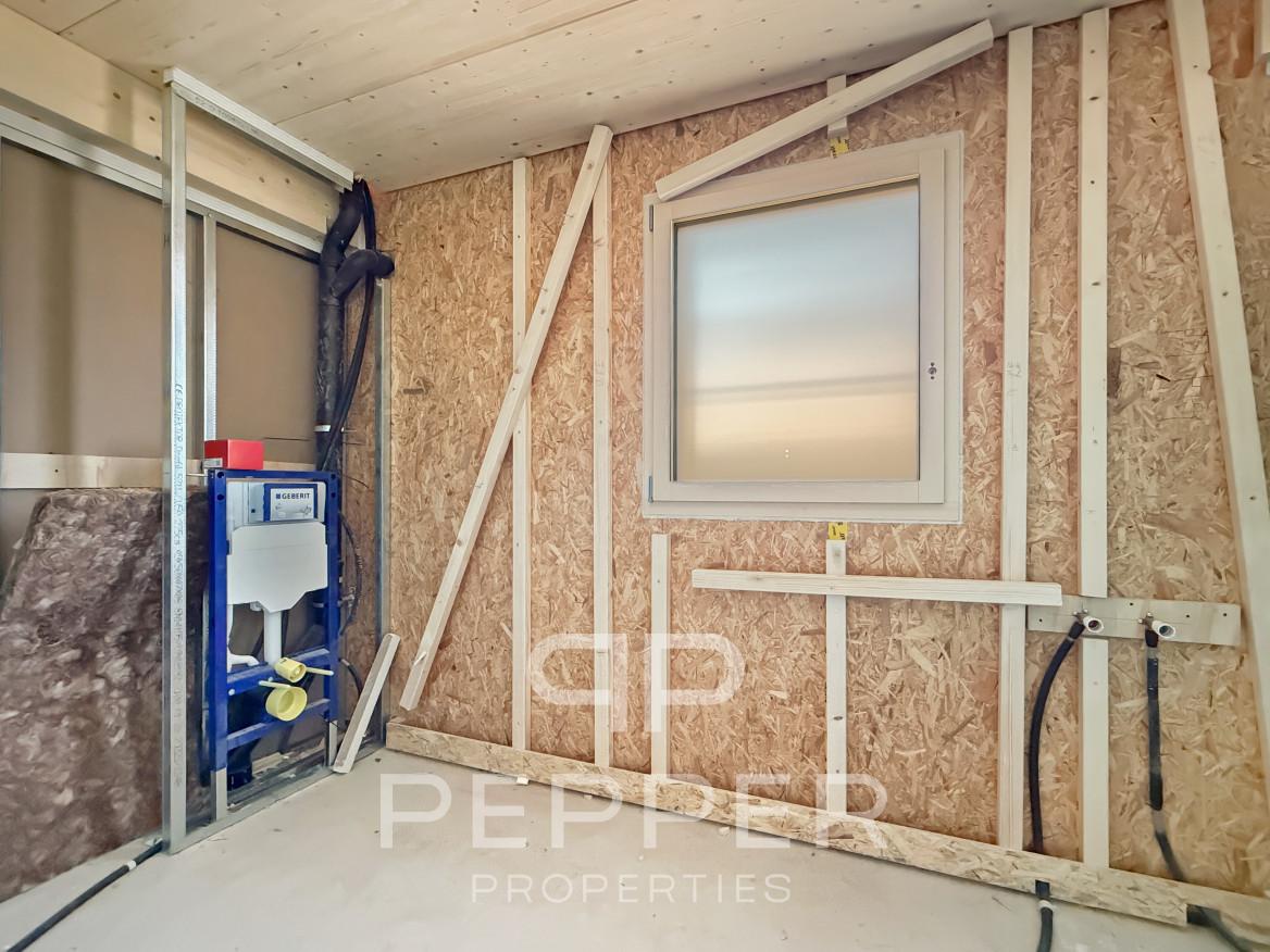 Très spacieux 4,5p neuf en attique avec vaste mezzanine - Bild 5