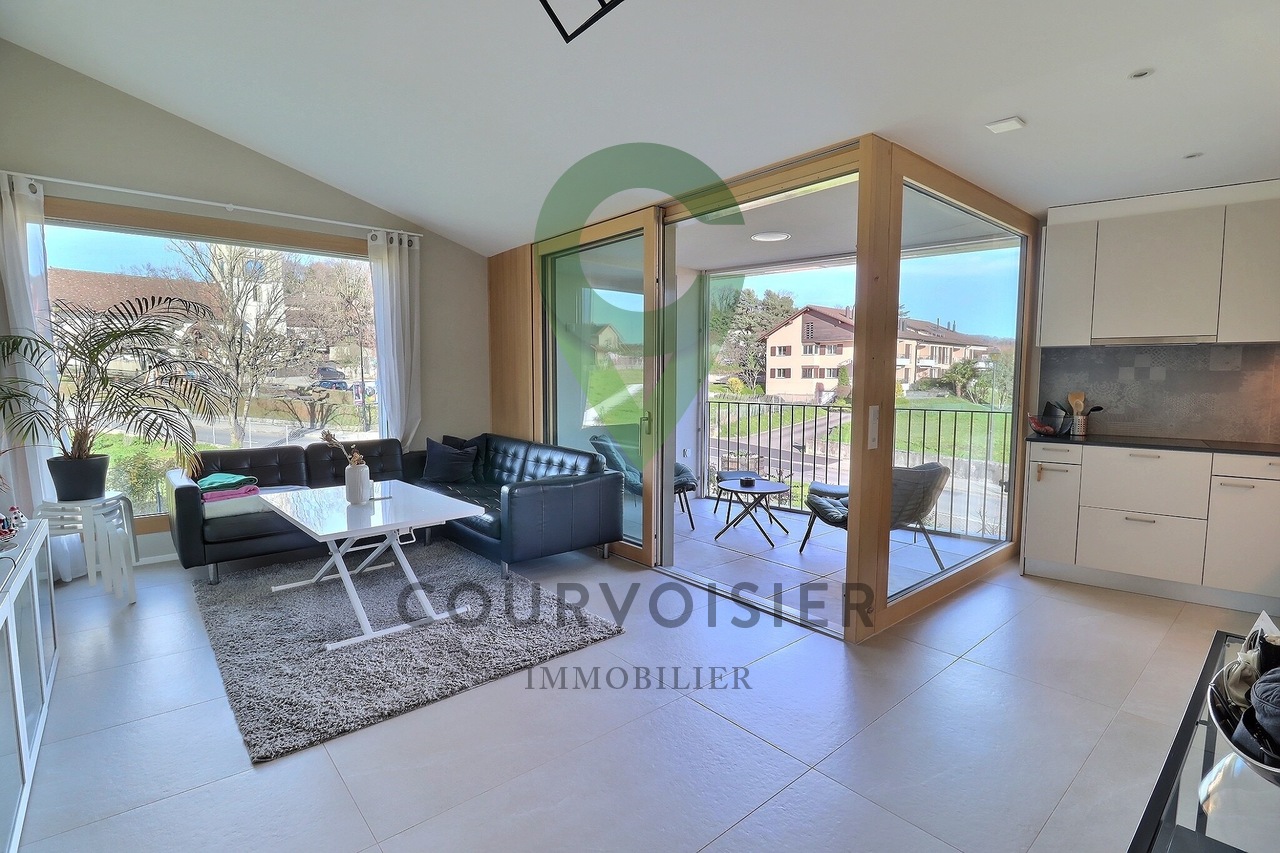 Lumineux 2,5P avec espace polyvalent de 55m2 en option - Bild 1