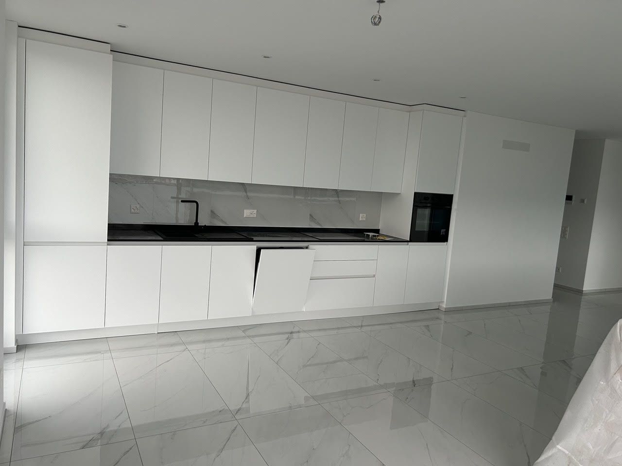 Appartamento 4.5 Locali Moderno e Confortevole a Vacallo: Spazio, Lusso e Comodità - Image 3