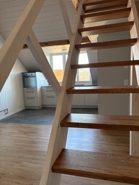 Bern Wabern -  einmalige 2-Zimmer Galeriedachwohnung -  Bild 1