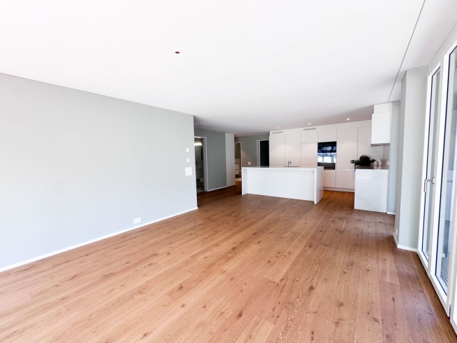 Traumhafte 3.5 Zimmer-Wohnung im ersten Stock mit Aussicht -  Bild 2