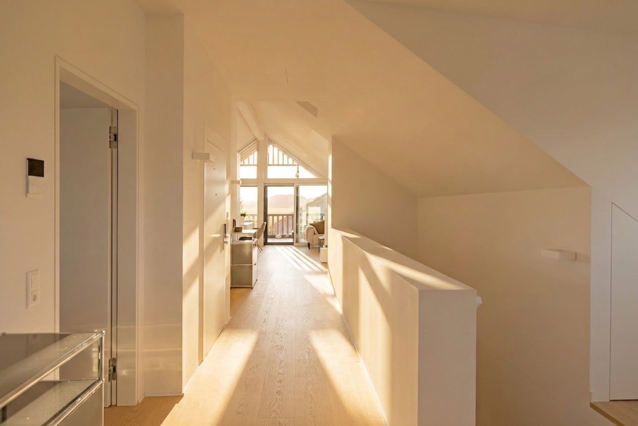 Exklusive und luxuriöse 4.5-Zimmer-Dachwohnung | 189 m² | Alpenblick | Lift direkt in die Wohnung -  Bild 2