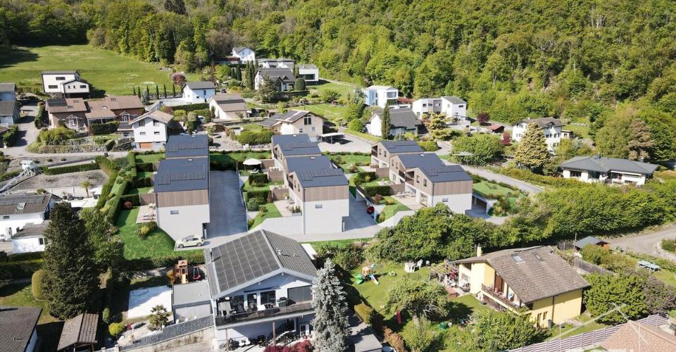 Villa contiguë au bout, de 4,5 pièces avec magnifique vue ! - Maison contiguë 4.5 pièces - image - 8