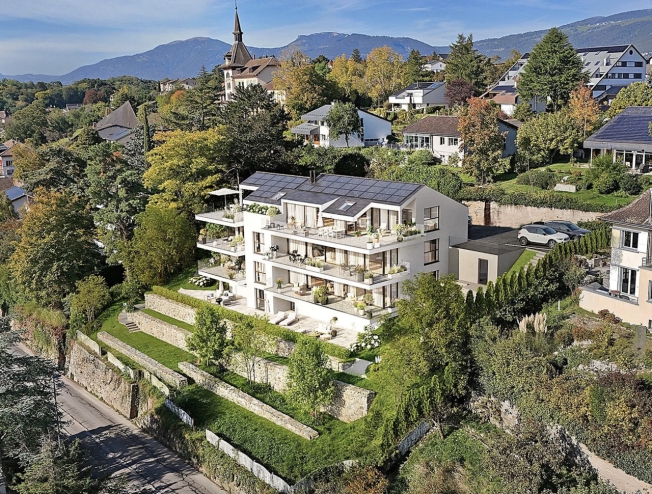 GROSSES DRIMMER-PENTHOUSE MIT 3 LUXUS-WOHNUNGEN, AUSSERGEWÖHNLICHER AUSSICHT -  Bild 1