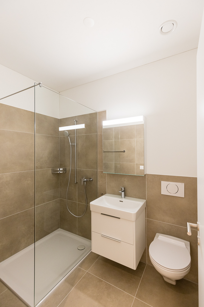 Kappelerhof Baden - grosszügig und neuwertig Wohnen - Badezimmer