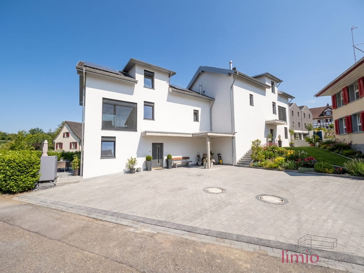 NUR 10MIN VON WEINFELDEN: NEUBAU 6.5 Zimmer DEFH in Amlikon-Bissegg kaufen -  Bild 2