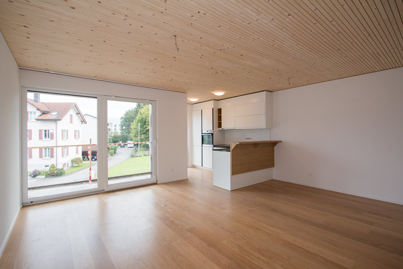 Moderne helle 2.5 Zimmer-Wohnung mit Balkon in Seenähe -  Bild 5