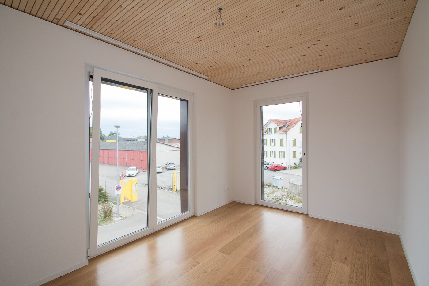 Moderne helle 2.5 Zimmer-Wohnung mit Balkon in Seenähe -  Bild 7