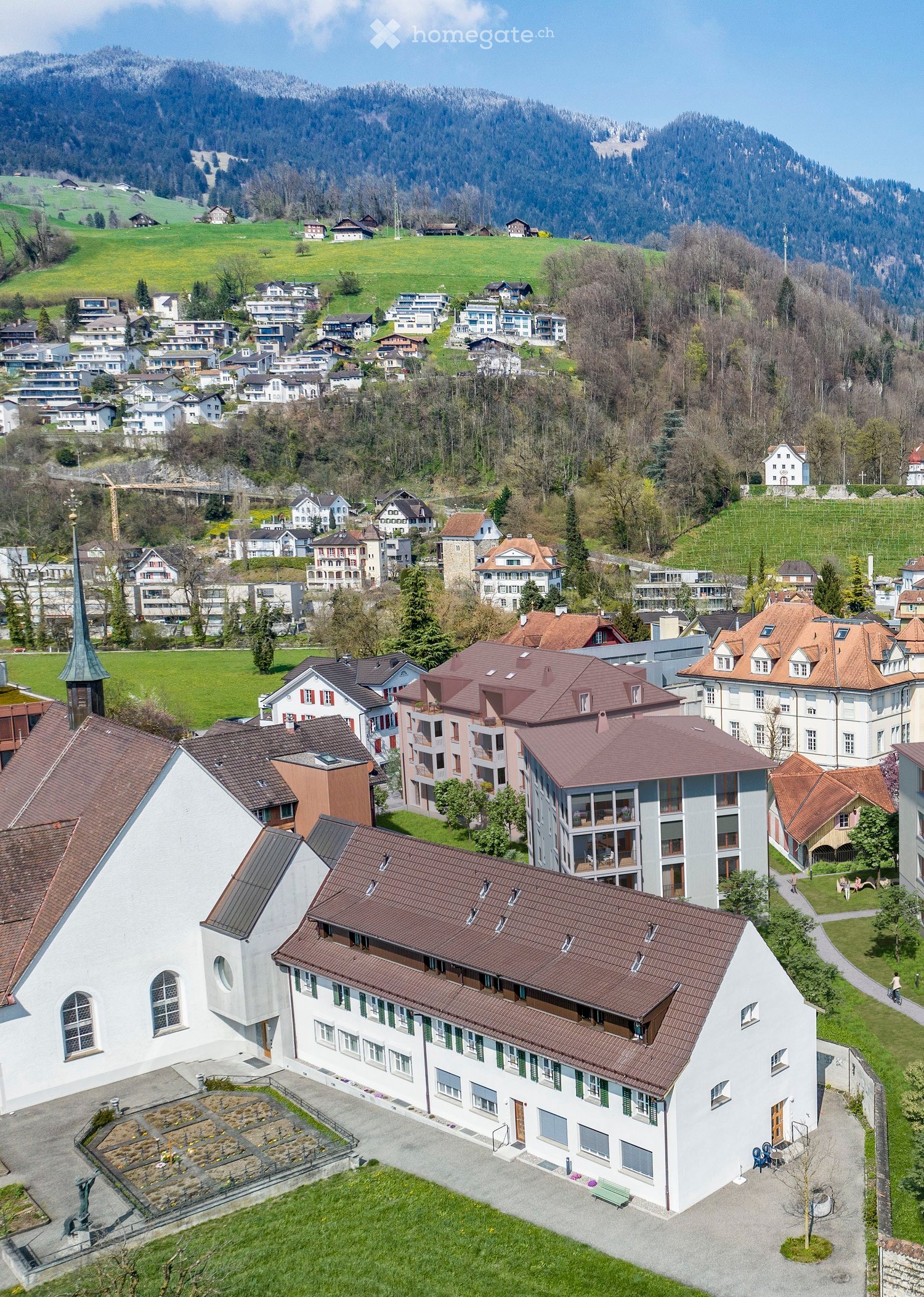 Moderne 2.5-Zimmer-Wohnung im Zentrum von Sarnen -  Bild 1