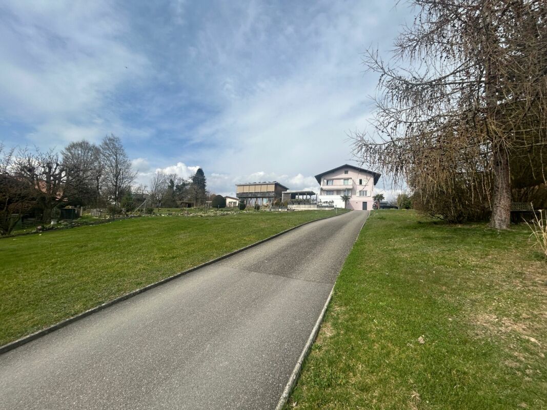Luxuriöses Einfamilienhaus an begehrter Aare-Lage -  Bild 4