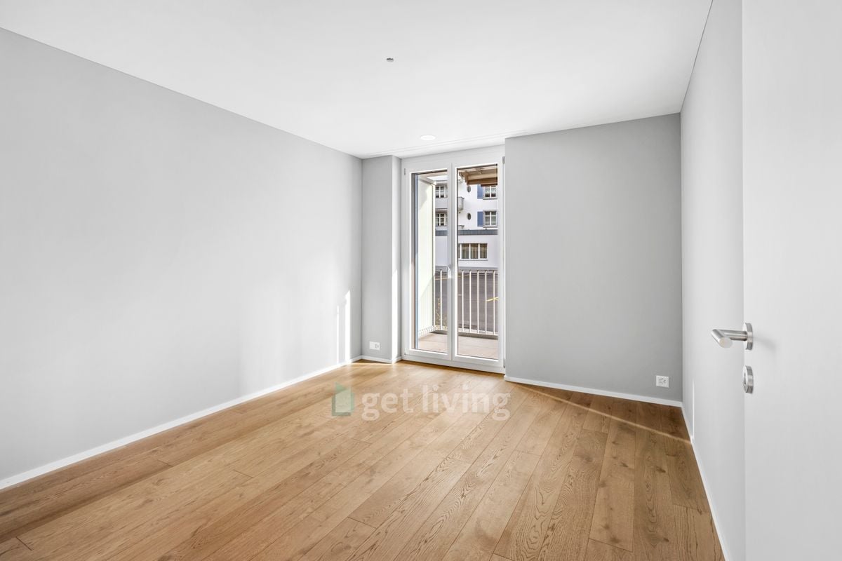 Traumhafte 3.5 Zimmer-Wohnung im ersten Stock mit Aussicht - Schlafzimmer