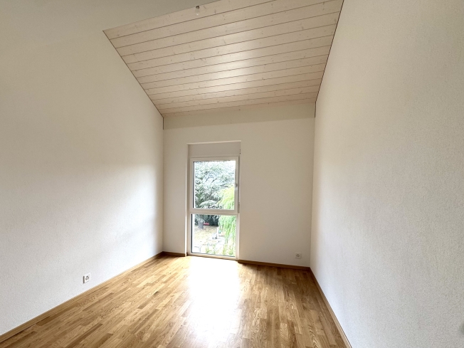 Geräumiges Doppelhaus mit 6 1/2 Zimmern und 155 m² in Bière -  Bild 11