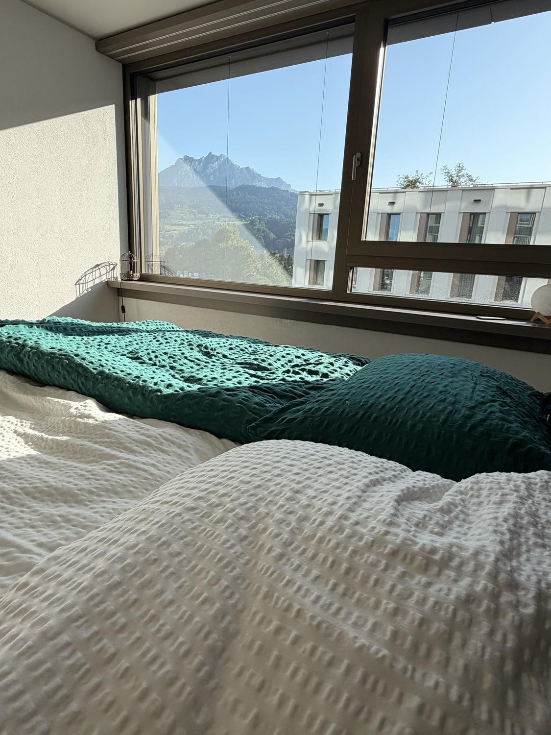 Neubau Wohnung November bis Juli zu vermieten! -  Bild 1