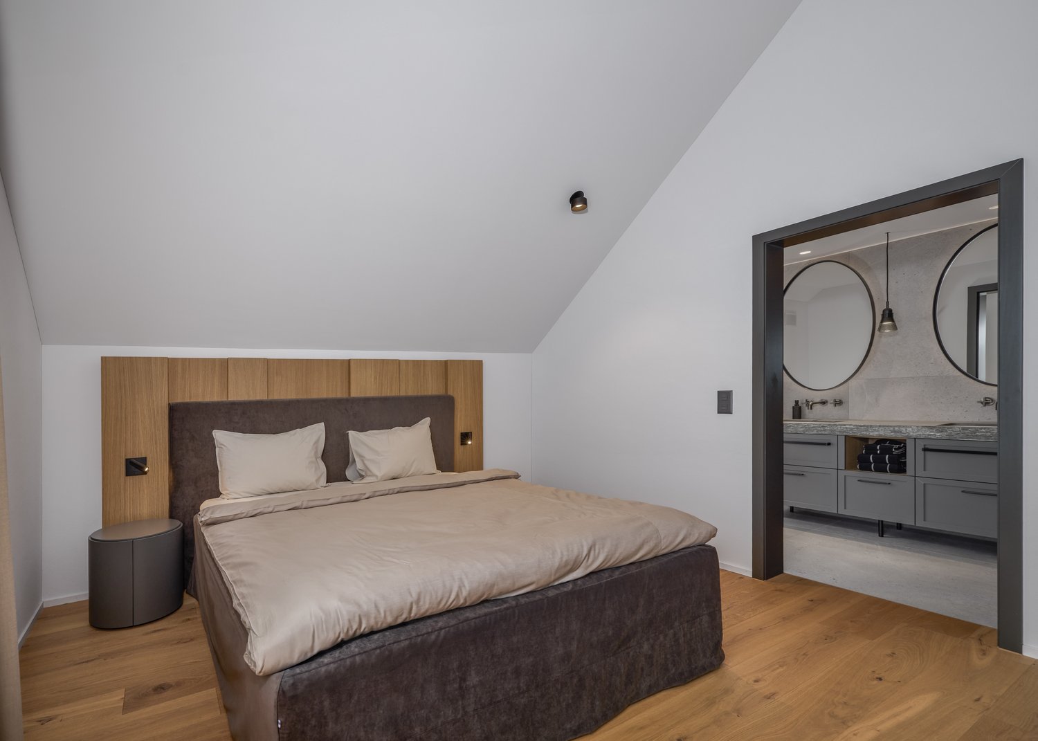 Contemporary Alpine living in the heart of Andermatt -  Bild 6