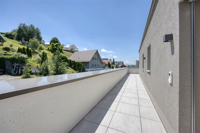 NEUBAU - Exklusive 4.5-Zimmer-Attikawohnung mit grosszügiger Terrasse und traumhafter Aussicht -  Bild 9
