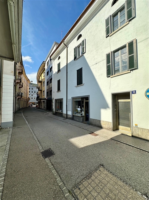 Gebäudekomplex mit Innenhof im Zentrum von Chiasso -  Bild 4