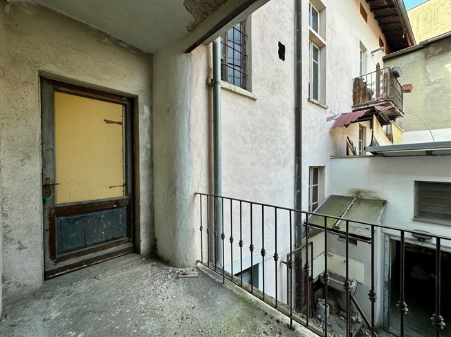 Gebäudekomplex mit Innenhof im Zentrum von Chiasso -  Bild 12