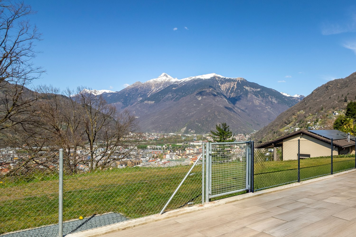 Vivere tra i castelli di Bellinzona - moderno appartamento con giar... - Terrazza e vista