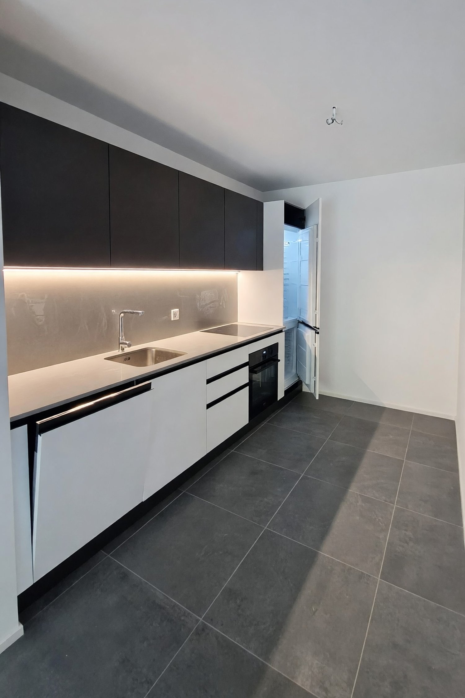 Nuovo appartamento 3,5 con terrazza coperta e due balconi -  Bild 6