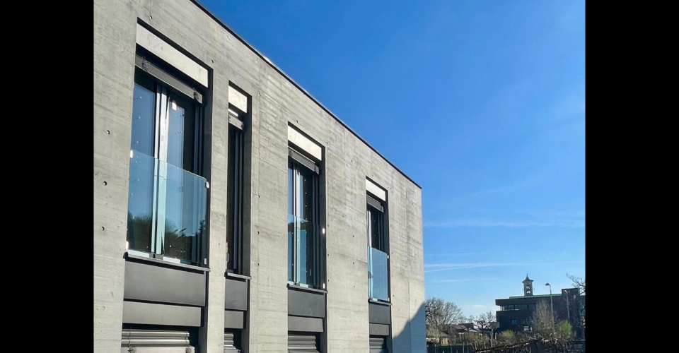 SPA di 100 m² con sauna e piscina interna, nuova costruzione 2026 e terrazza privata - Appartement 2.5 pièces - image - 7