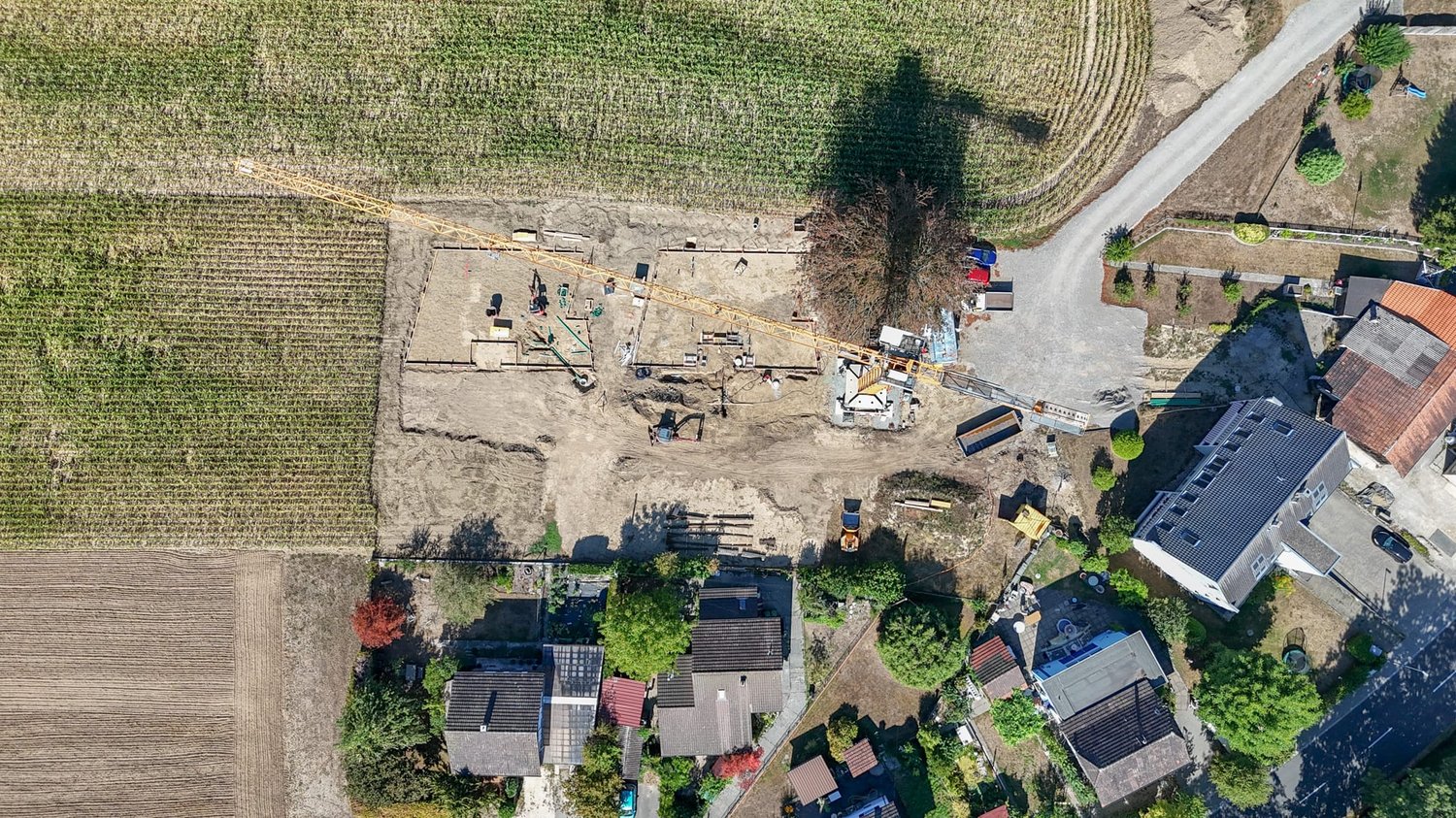 Wohnen mit Freiraum - moderne Doppelhaushälfte im Atelierhaus-Stil -  Bild 8