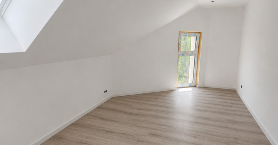 82 m² of comfort on the top floor with a 10.60 m² balcony - Appartement 3.5 pièces - image - 5