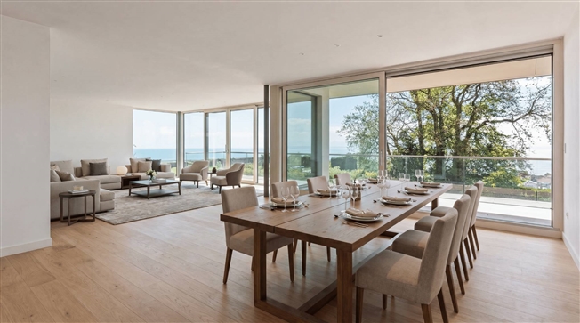 Neue Luxusvilla mit Panoramablick auf den Genfersee -  Bild 3