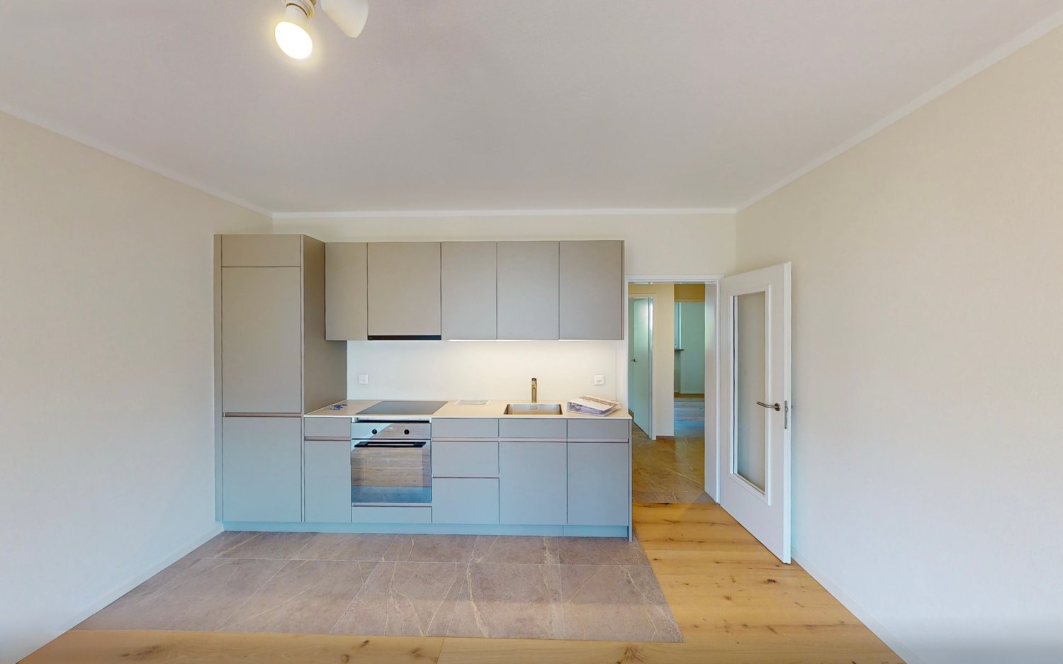 hre 3.5 Zi.- Ferienwohnung -Alles neu, alles nah! -  Bild 2
