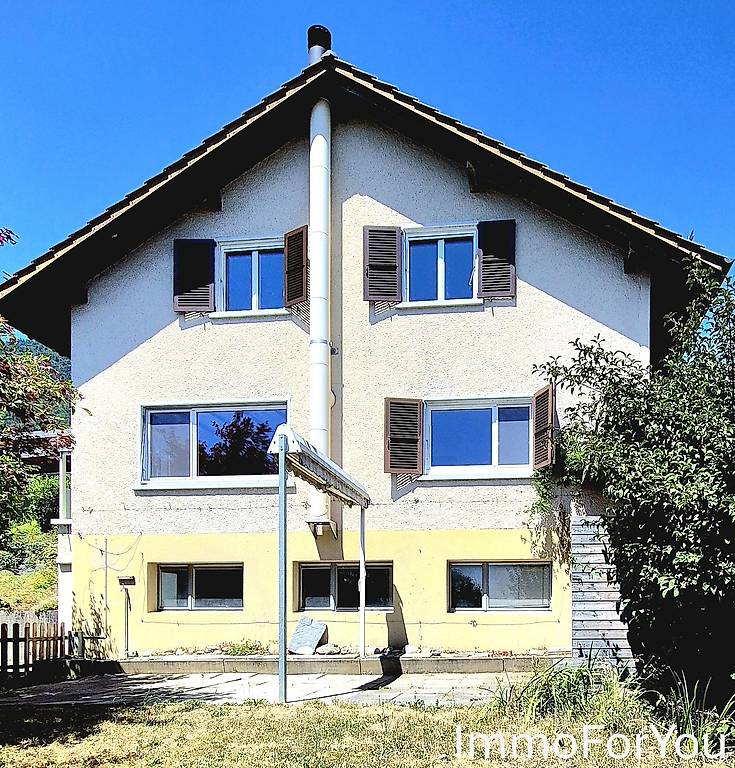 Grosszügiges Einfamilienhaus an ruhiger Lage in Bettlach -  Bild 1