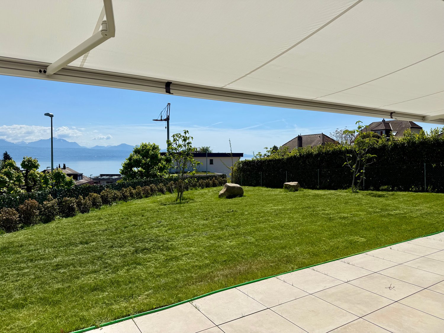 Wohnung mit 4,5 Zimmern und Blick auf den See und die Berge in Pully -  Bild 1