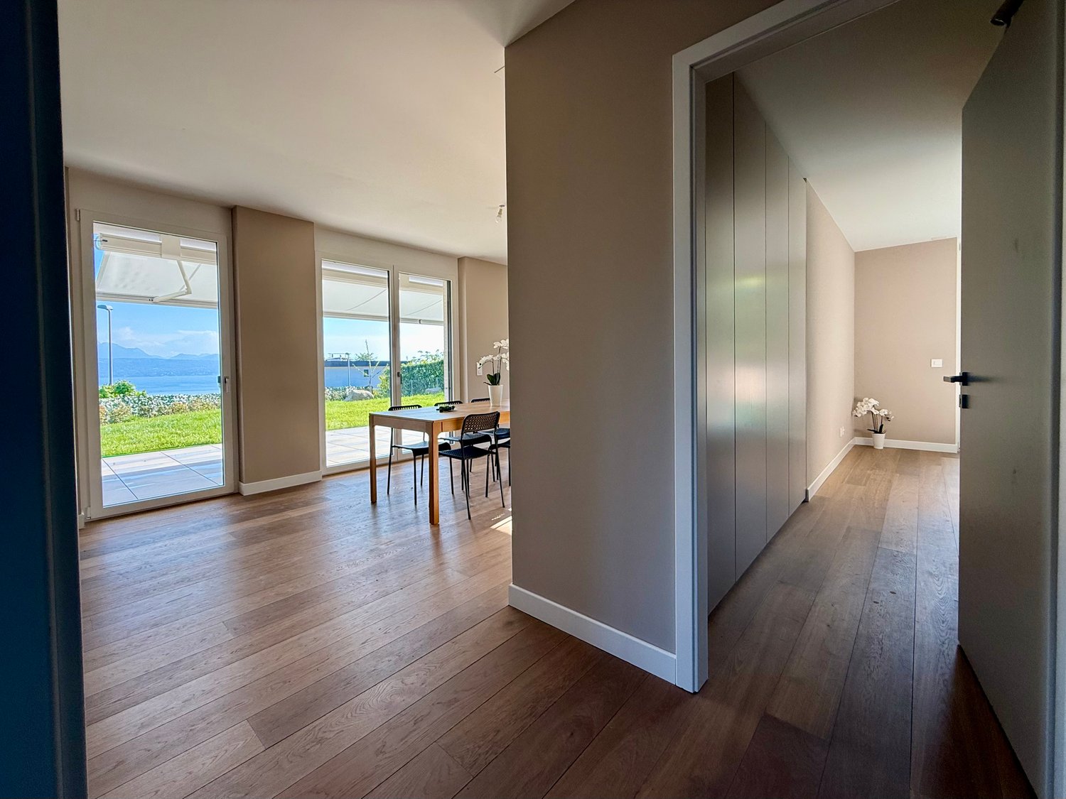 Wohnung mit 4,5 Zimmern und Blick auf den See und die Berge in Pully -  Bild 7