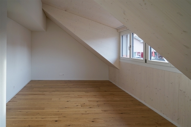 4.5-Zimmerwohnung- in historischen Mauern -  Bild 4