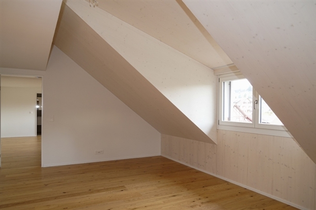 4.5-Zimmerwohnung- in historischen Mauern -  Bild 8