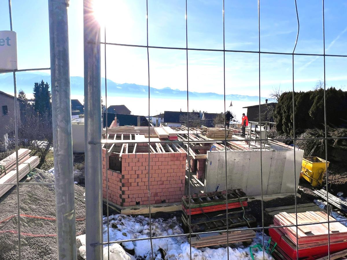 Sonnige Gartenwohnung mit Teilseesicht -  Bild 1