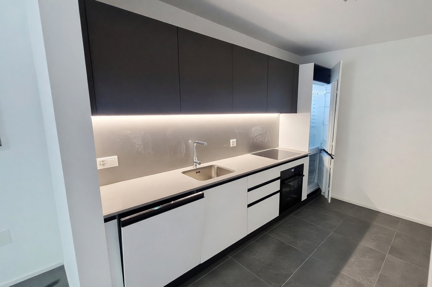 Nuovo appartamento 3,5 con terrazza coperta e due balconi -  Bild 5