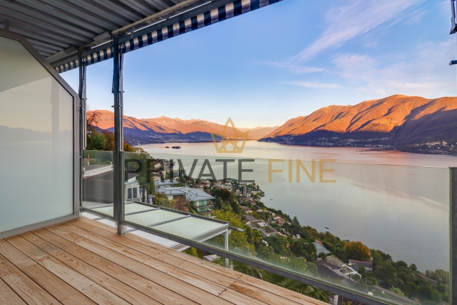 Panoramaresidenz mit Seeblick und Pool über dem Lago Maggiore (12b) -  Bild 1