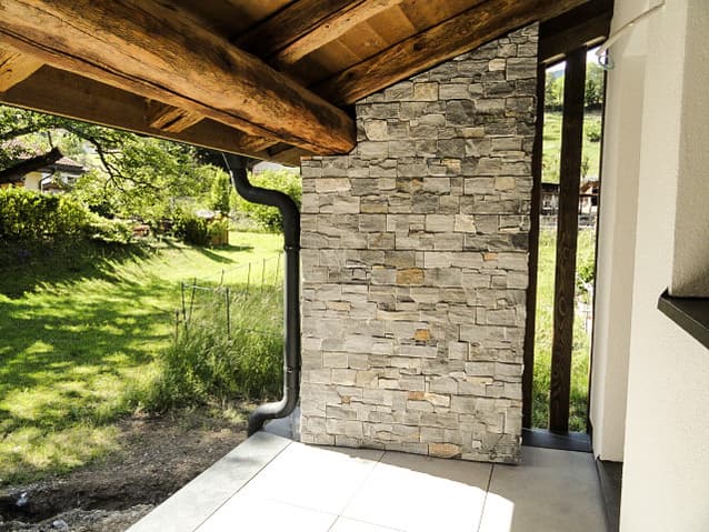 CHARMANTE MAISON VILLAGEOISE NEUVE ET ÉCOLOGIQUE, AVEC JARDIN ET PARKINGS -  Bild 6