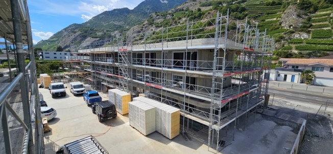 Außergewöhnliches Penthouse mit Terrasse und Bergblick -  Bild 1