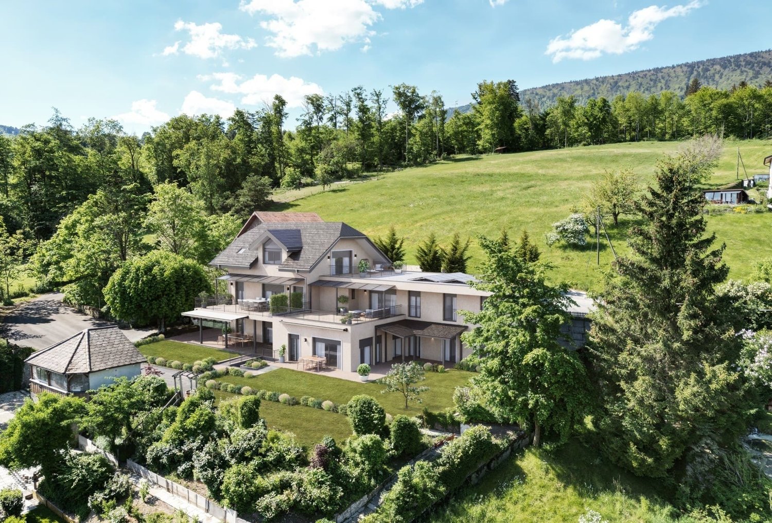 3.5-Zi.-EG-Wohnung mit Loggia & Terrasse in Lengnau kaufen -  Bild 1