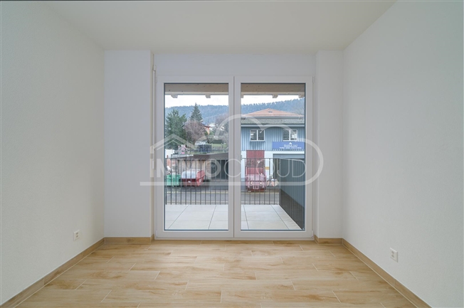 Große Wohnküche mit Balkon -  Bild 3