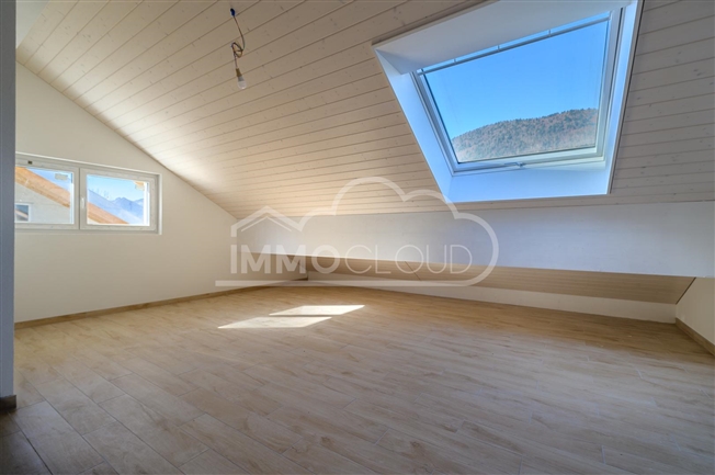 Große Wohnküche mit Balkon -  Bild 7